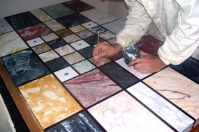 marqueterie en imitation de marbre